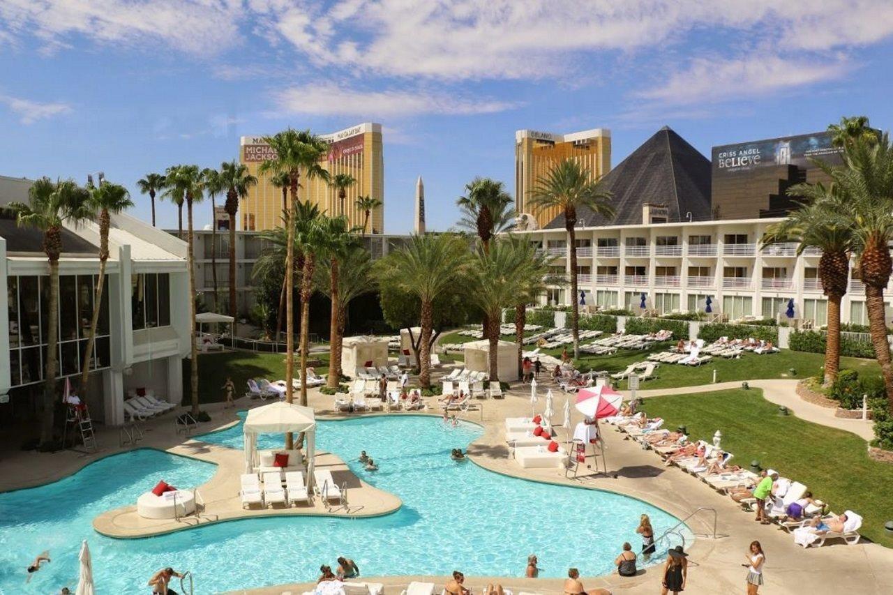 Tropicana Las Vegas A Doubletree By Hilton Resort & Casino - Free Parking Exterior foto